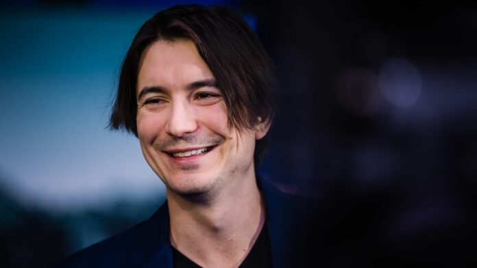 107372857-1707834304529-gettyimages-1812182620-UK_TENEV.jpeg Robinhood CEO downplays OpenAI concerns on tokenized stock structure