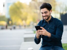 Top 10 AI Girlfriend Apps for Unfiltered NSFW AI Chat in 2025