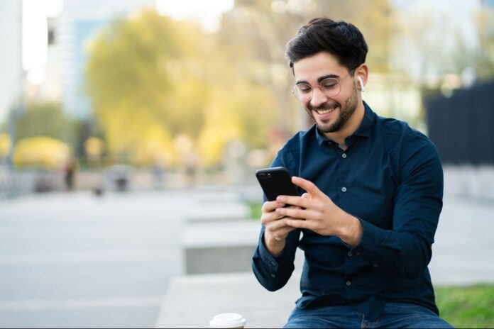 Top 10 AI Girlfriend Apps for Unfiltered NSFW AI Chat in 2025