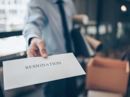 5 ChatGPT Prompts To Predict Which Employees Will Quit