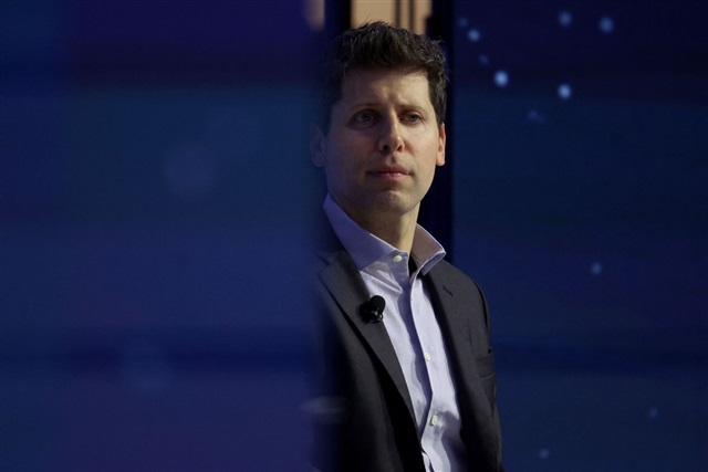 1752563710_2_b.jpg OpenAI delays open-weight model as Chinese rivals close in