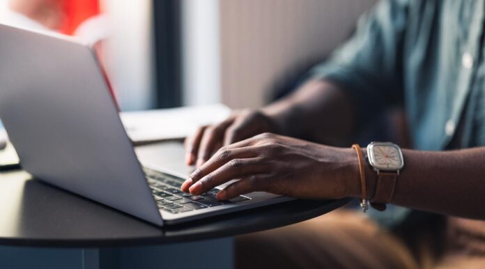 4 ChatGPT Prompts To Start Earning With AI Today