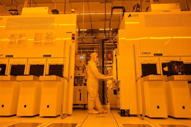 Japan's chip tool market to top JPY5 trillion in FY26 amid AI boom