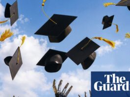 18 months. 12,000 questions. A whole lot of anxiety. What I learned from reading students’ ChatGPT logs | ChatGPT