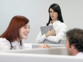 Sorry, Introverts. Personality Hires May Win the AI Era.