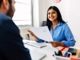How to give your job applications a 'human touch' in the AI era
