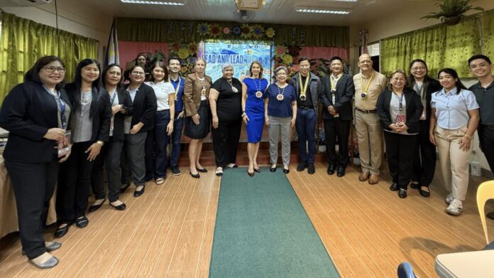 Philippines-news_web.jpg Microsoft AI tools help to boost literacy in the...