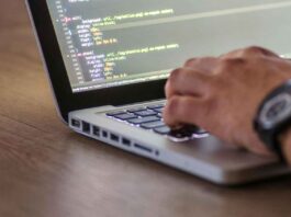 5 Free AI-Powered Windows Apps Every AI Laptop Should Have