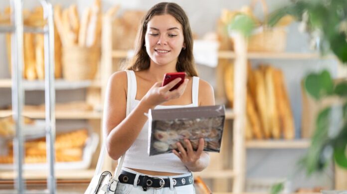 Teen entrepreneur creates AI-powered app to make calorie counting easier
