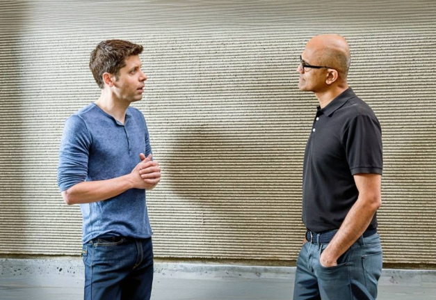 news-p.v1.20241030.c4d66869d6d949809a98293f0d6e97be_P1.png OpenAI CEO Sam Altman (left) and MS Chairman Satya Nadella