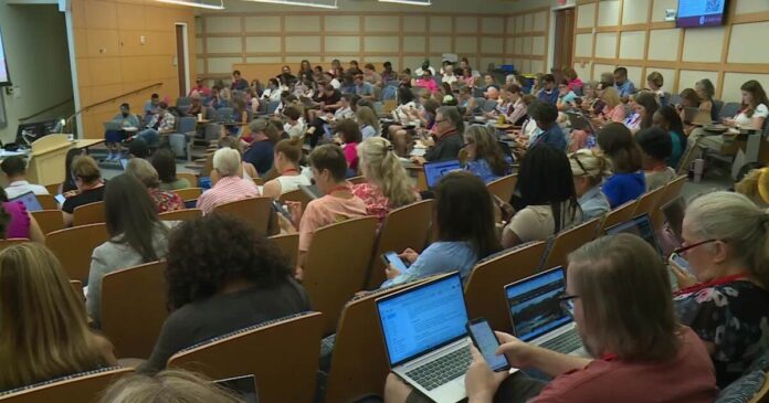 Virginia teachers learn AI tools and ethics at largest statewide workshop