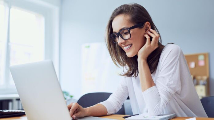 7 ChatGPT Prompts To Build A $5,000 A Month Side Hustle