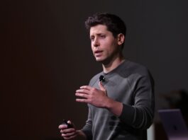 OpenAI CEO Sam Altman speaks during the OpenAI DevDay event on November 06, 2023 in San Francisco, California.