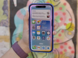With Apple's Siri AI Overhaul Delayed, Google Might Help It Catch Up