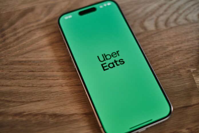 appshunter-io-7FtQKd_FXes-unsplash-c99576e12c37423786b750cea37c5451.jpg New Uber Eats AI Tools May Change the Way You Order
