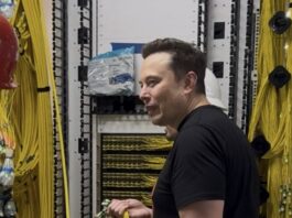 Elon Musk’s xAI and X file antitrust suit against Apple and OpenAI over AI exclusivity