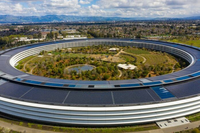 Aerial photo Apple Park spaceship Cupertino CA