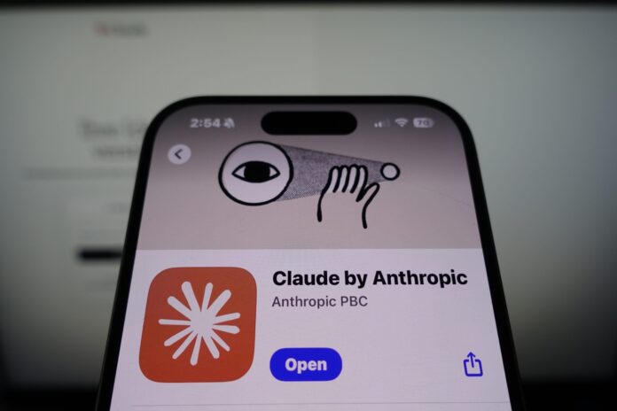 Anthropic Overtakes OpenAI in Enterprise AI Market, Report Reveals