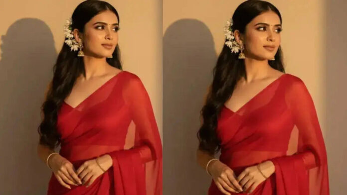 AI Retro Saree Trend on Instagram: Easy Prompts to Create Your Own Reel With Google Gemini | Technology & Science