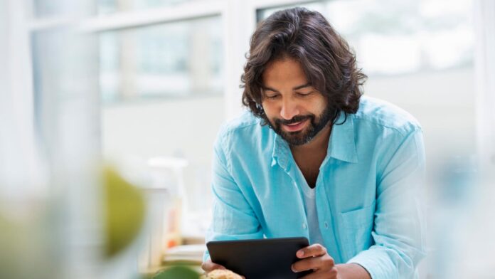 5 ChatGPT Prompts To Win Clients From LinkedIn, Without Even Posting