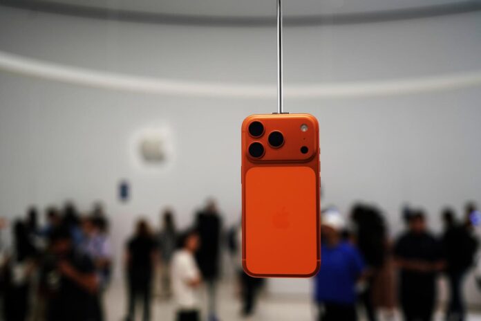 1757984114_0x0.jpg Google’s Gemini App Upgrade Fixes Apple’s iPhone 17 Problem