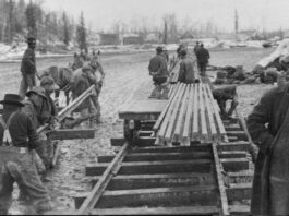 The Agentic Internet Is Coming. There's a Race to Build the AI Rails.