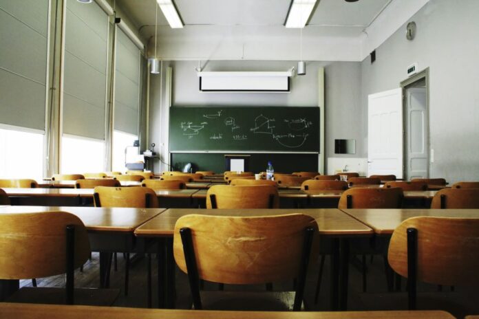 I'm a CT high school student. I tested AI apps