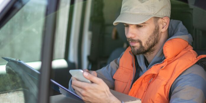 bi-250910-logistik-ai-notes.jpg Logistics AI Agent automates processes – no IT expertise needed