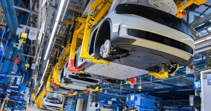 Agentic AI and the future of work: navigating technological promise and the risk of increased automation
