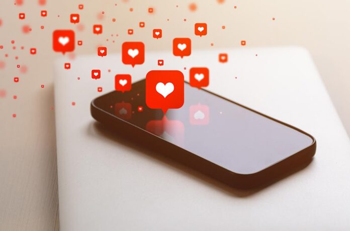 Facebook adds an AI assistant to its dating app