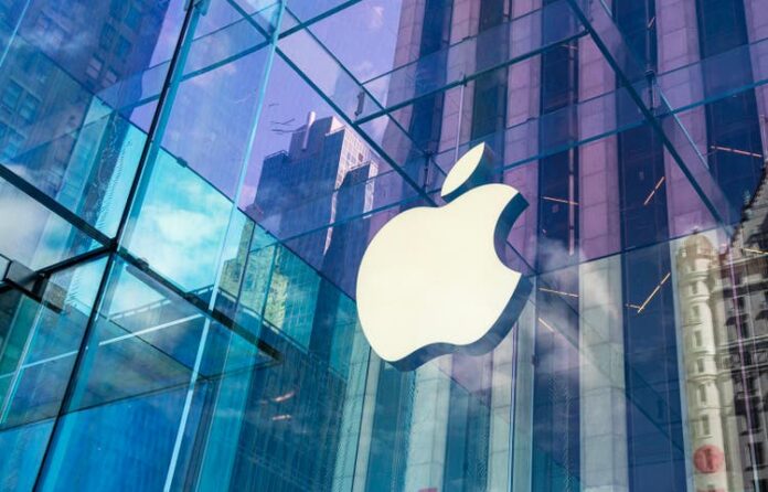 image_1705316992.jpg Apple Store at 5th Ave in Manhattan, New York City