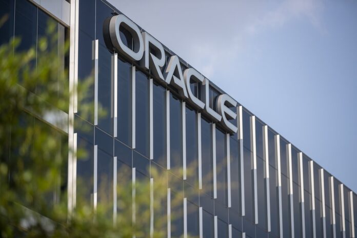 rawImage.jpg Oracle misses estimates but touts $30B OpenAI cloud deal
