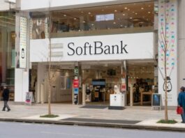 SoftBank (SFTBY) Cuts Jobs for U.S. AI Push as Venture with OpenAI Stalls