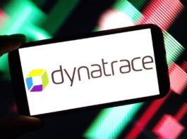 Dynatrace joins GitHub MCP Registry
