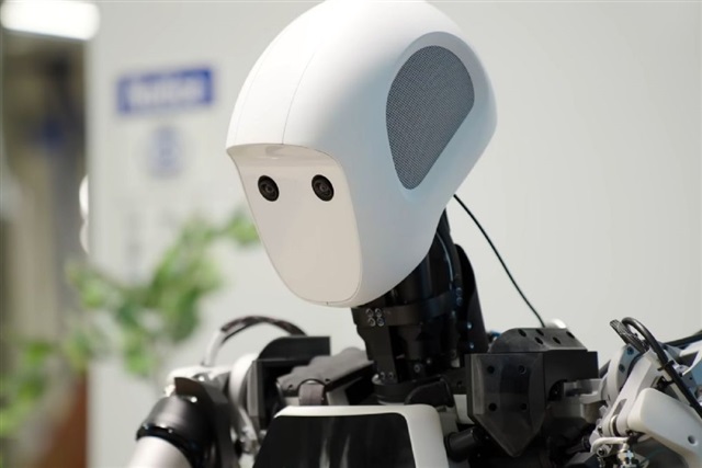 Google DeepMind introduces advanced Gemini Robotics 1.5 models to enhance robot reasoning and task execution