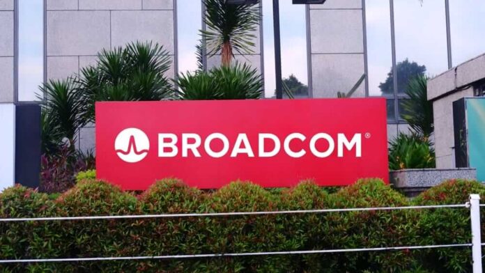 Could Broadcom Benefit from the OpenAI AMD Deal? AVGO Stock Could Be Cheap Here