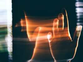 Ex-OpenAI researcher shows how ChatGPT can push users into delusion