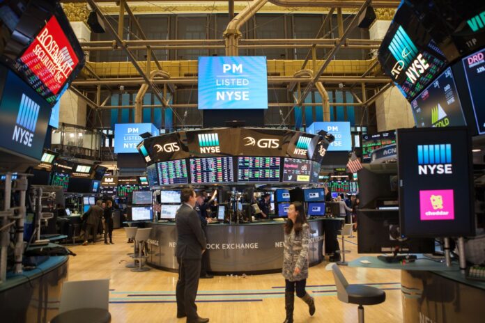 Stocks Turn Mixed as Walmart-OpenAI Deal Pushes Dow Higher