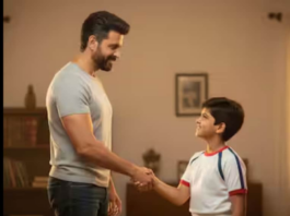 Nano Banana Inspires Viral ‘Handshake with Younger Self’ Trend: Create Stunning AI Images! Nano Banana prompts for the viral 'Handshake with younger self' trend; make stunning images on AI