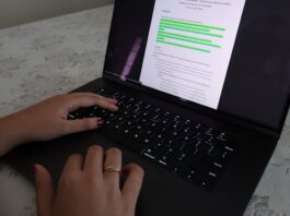 What Oregonians need to know about the pros and cons of artificial intelligence in local schools