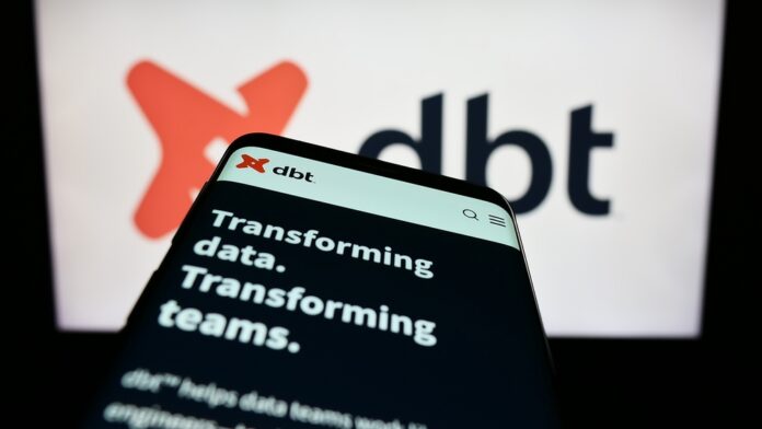 shutterstock_2283903943.jpg dbt Labs launches Fusion engine and AI agents for data teams