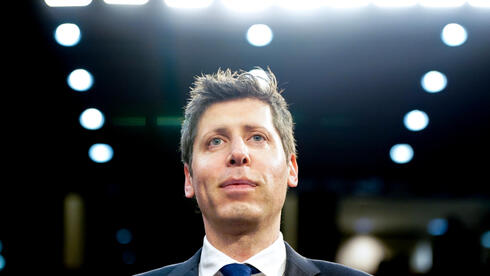 BJ9oN8Waxg_0_312_3000_1689_0_large.jpg Sam Altman expects OpenAI to surpass $20B in revenue in 2025, with goal of ‘hundreds