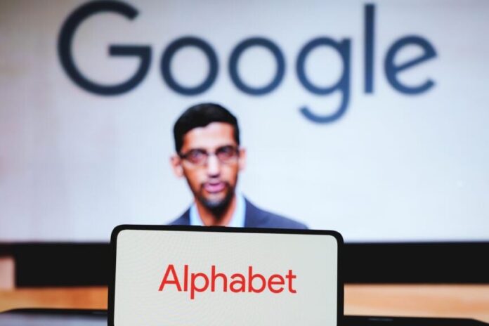 Sundar Pichai's Cryptic Emoji Sends Gemini 3 Release Speculation Soaring In $800,000 Polymarket Bets - Alphabet (NASDAQ:GOOG)