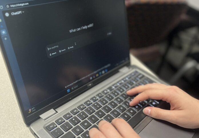 Integrating AI tools into coursework, student opinions