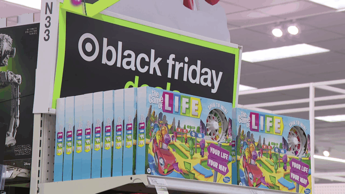 Retail stores kick off holidays with exclusive deals, AI assistance tools make online shopping easier