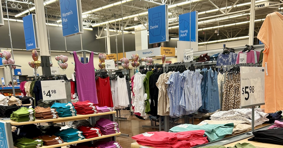 walmartapparel2025.jpg Walmart seeks to improve in-store shopping with AI tools
