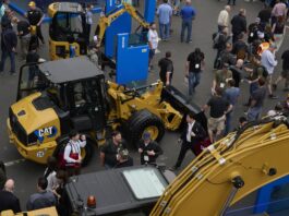 Caterpillar accelerates AI transformation with Accenture, Snowflake