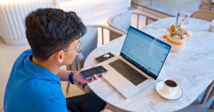 I use ChatGPT for everything else — should I get AI to manage my money too?