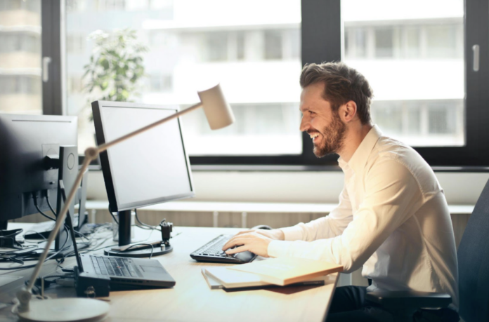 How AI-Powered Compliance Tools Reduce Risk for New Businesses