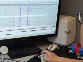 The National Desk dark theme brand icon